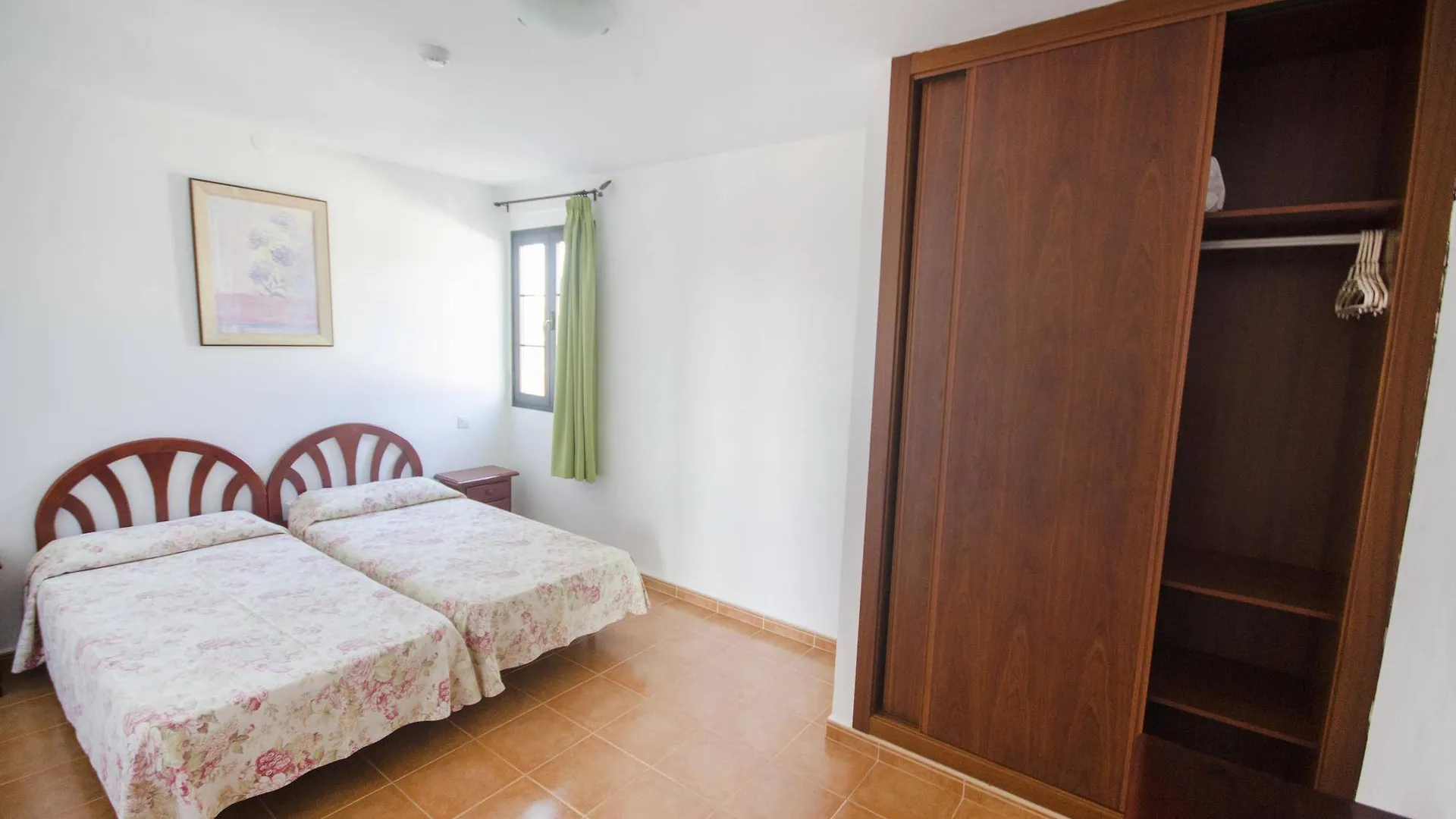 Apartamentos Tabaiba Costa Teguise Spain
