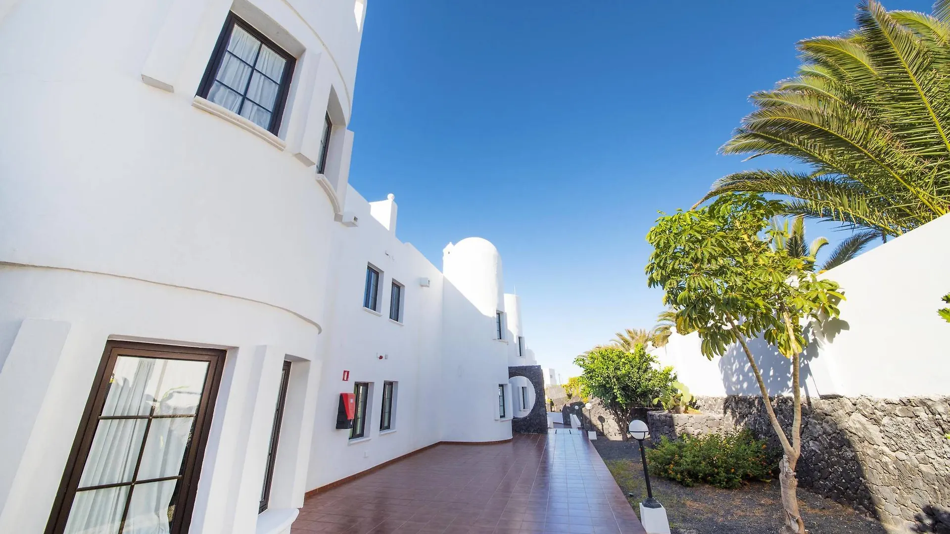 Apartamentos Tabaiba Costa Teguise 0*,  Spain