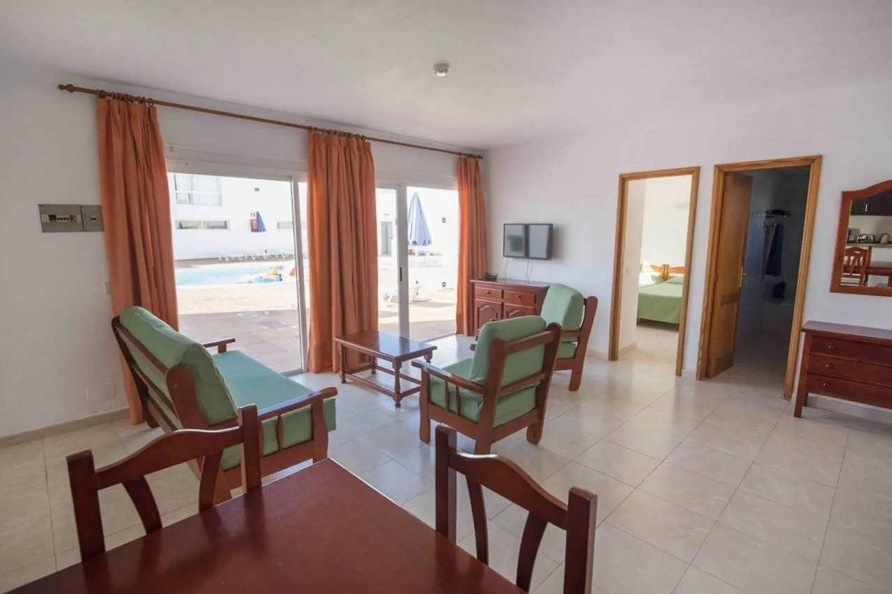 Apartamentos Tabaiba Costa Teguise Spain